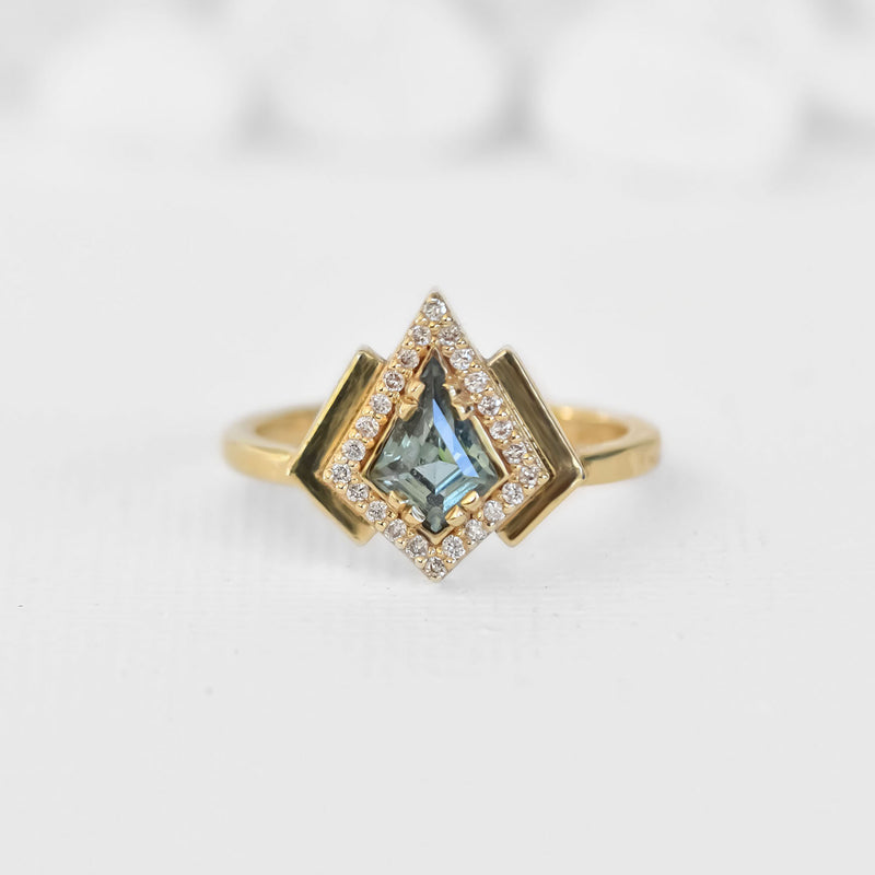 0.8C Kite-Cut Teal Sapphire Ring in 14K Gold