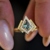 0.8C Kite-Cut Teal Sapphire Ring in 14K Gold