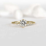 Magical diamond engagement ring in beautiful elegant design