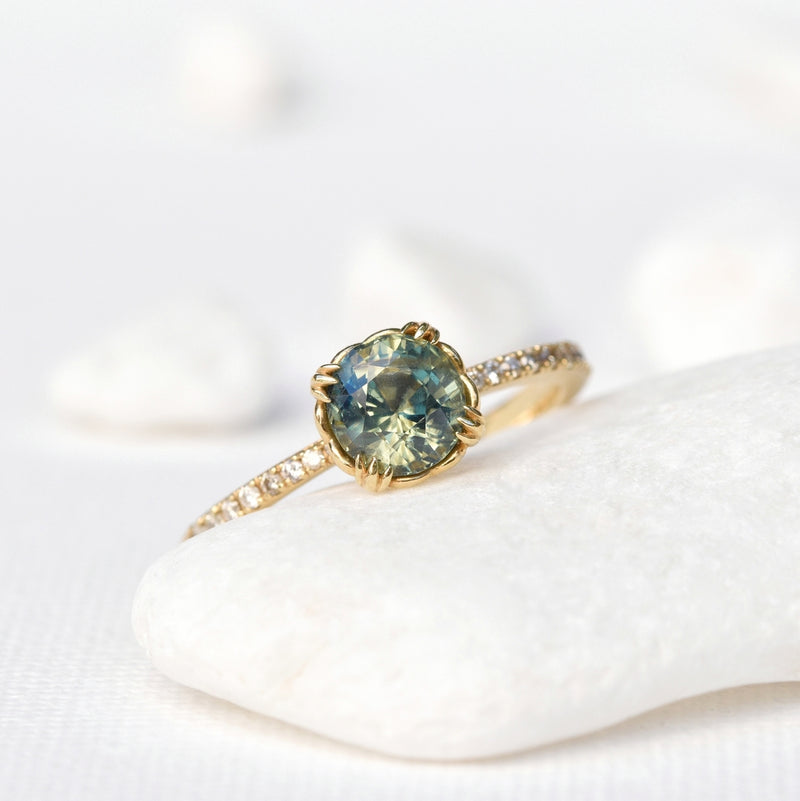 Yellowish & Green Sapphire Solitaire Ring